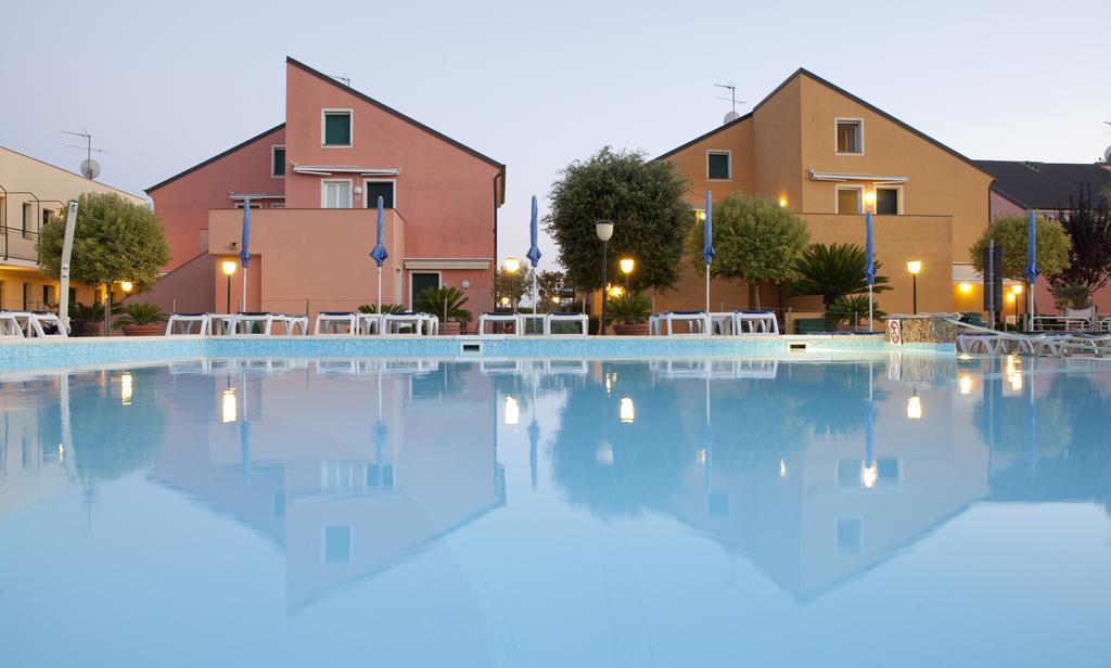 Residence Borgomare Albenga Exterior photo